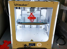 Ultimaker 3, 3D printer